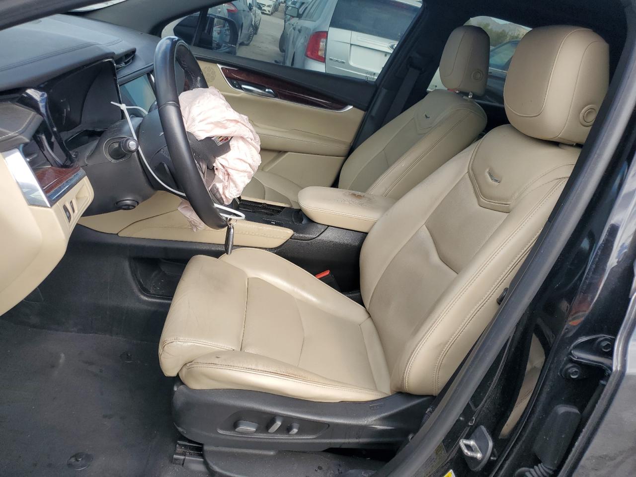 2017 Cadillac Xt5 Luxury VIN: 1GYKNBRS2HZ296411 Lot: 69934095