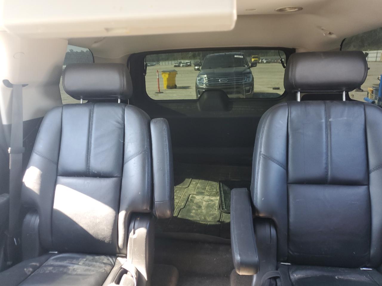 2008 Chevrolet Tahoe C1500 VIN: 1GNFC13J18R238238 Lot: 70497305