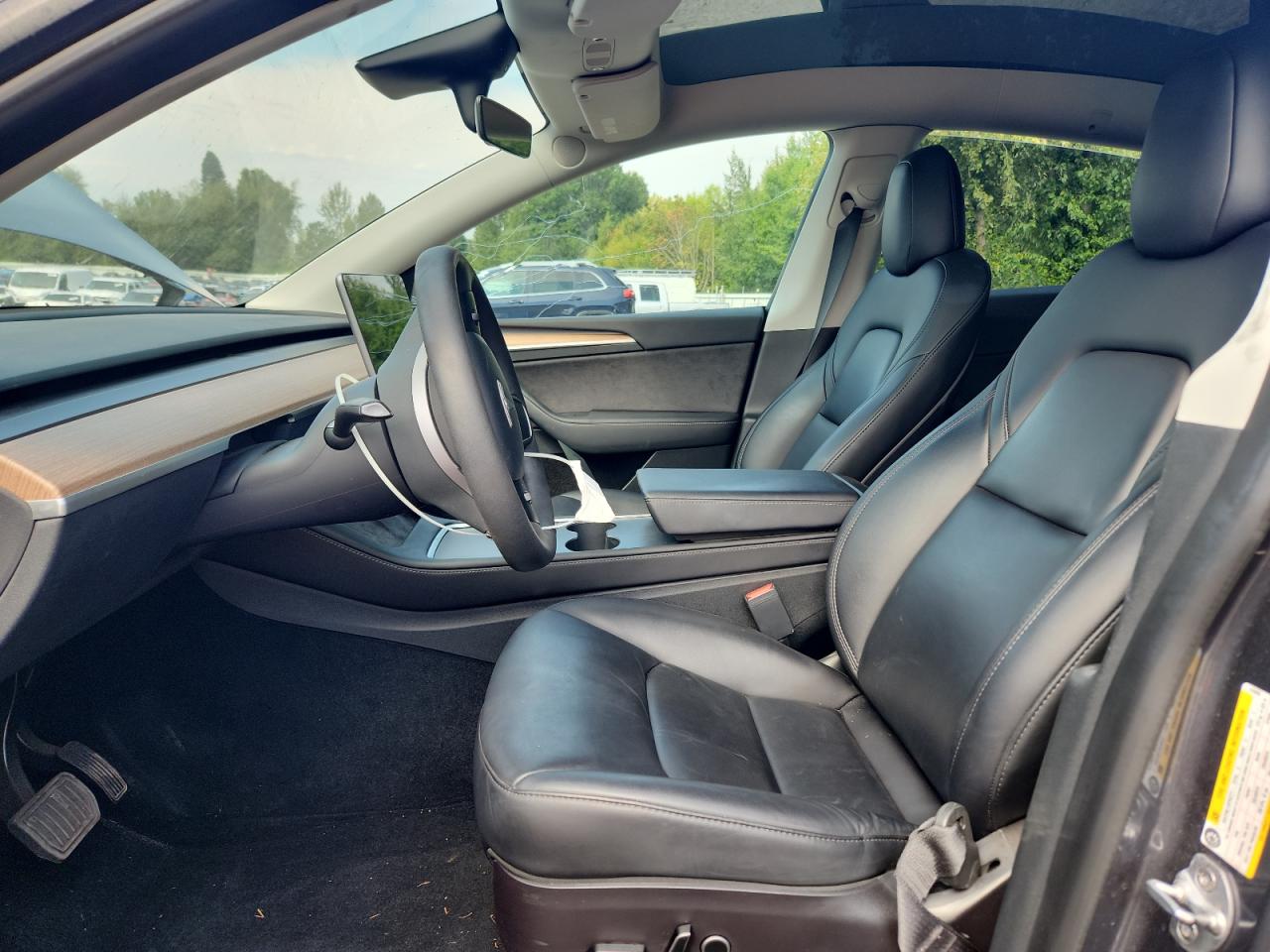 2023 Tesla Model Y VIN: 7SAYGDEE2PF620888 Lot: 70499035