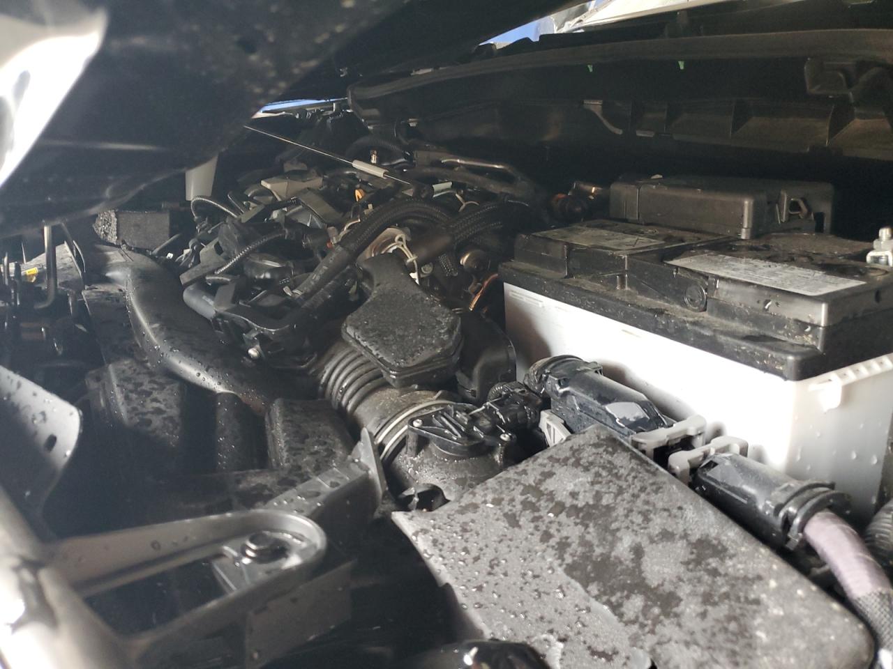 2025 Toyota Corolla Cross Le VIN: 7MUCAAAGXSV120728 Lot: 69540675