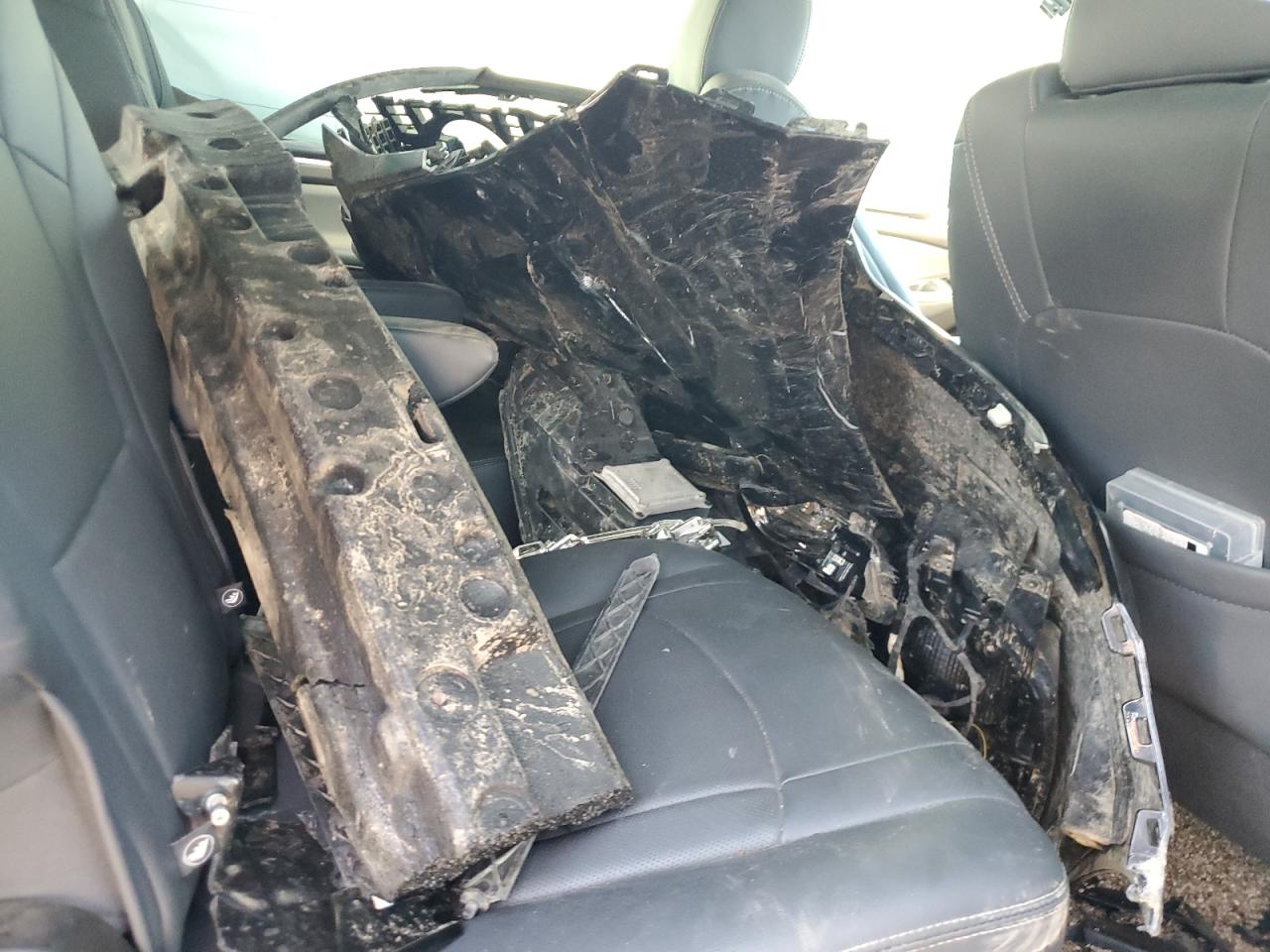 2019 Buick Enclave Essence VIN: 5GAEVAKW1KJ215870 Lot: 69873885