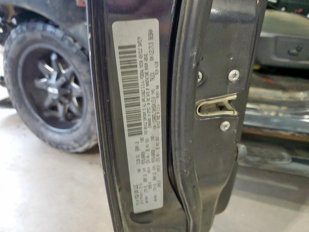 2017 Ram 1500 Slt VIN: 1C6RR7LT0HS641510 Lot: 70801865