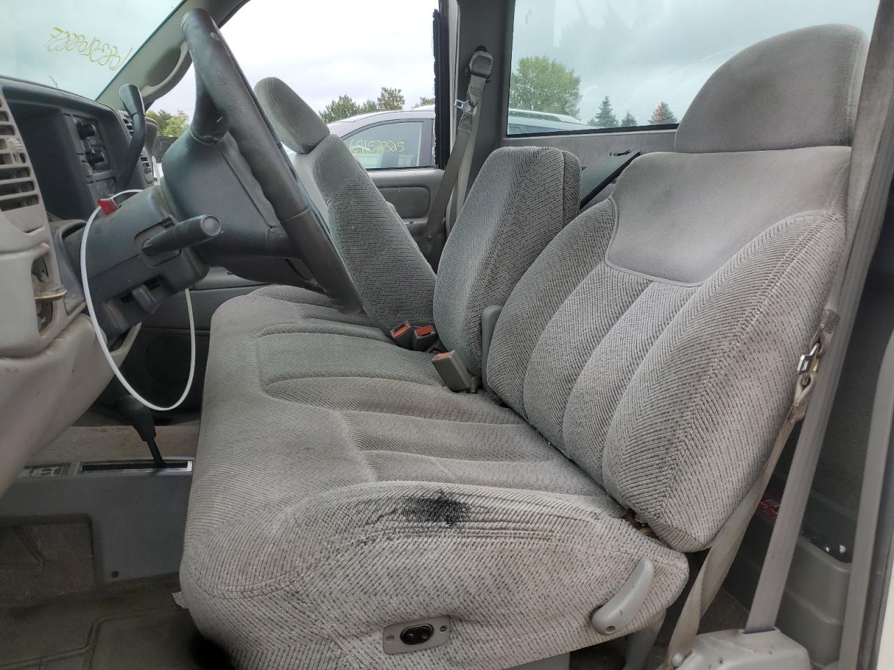 1998 Chevrolet Gmt-400 K2500 VIN: 1GCGK24RXWZ156533 Lot: 68326885