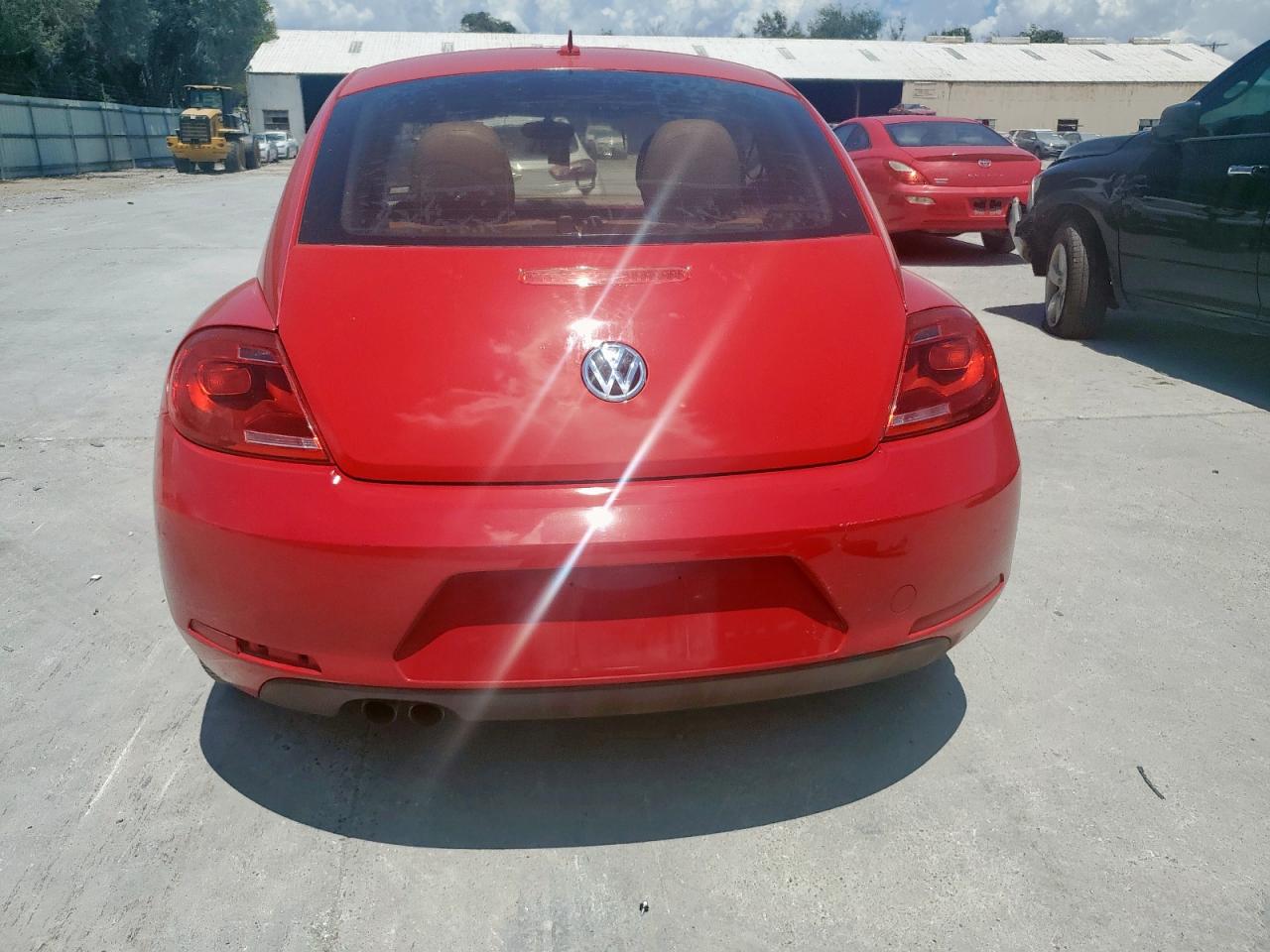 2013 Volkswagen Beetle VIN: 3VWJX7AT1DM647119 Lot: 68709155