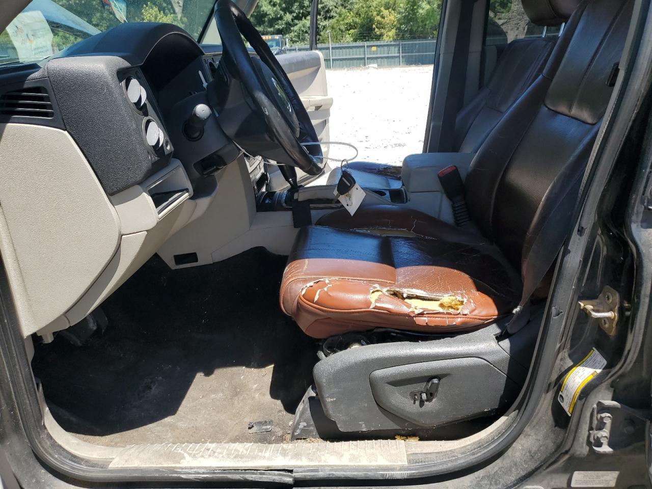 2006 Jeep Commander Limited VIN: 1J8HG58276C129497 Lot: 67757555