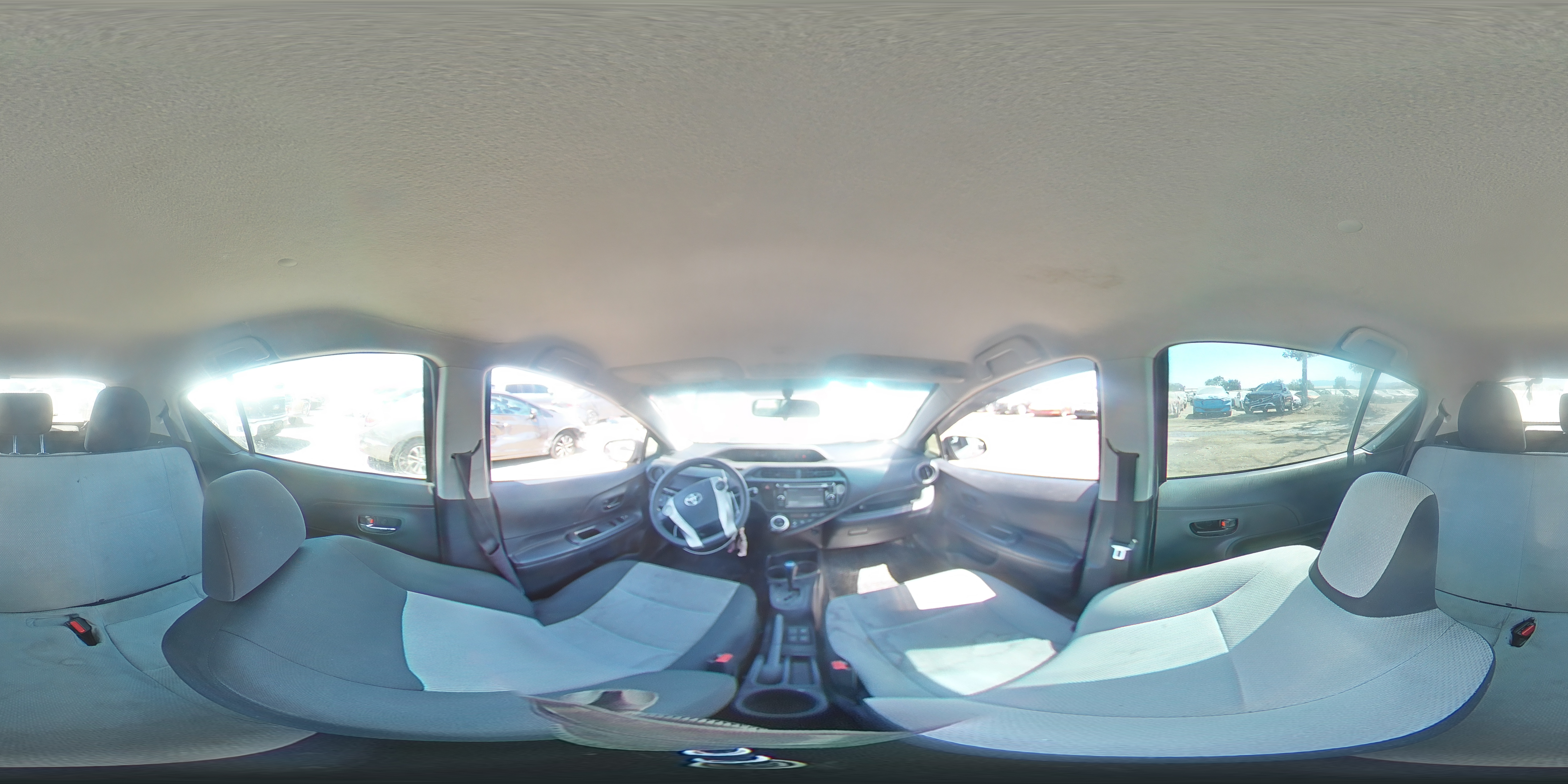 2015 Toyota Prius C VIN: JTDKDTB33F1112364 Lot: 70505925