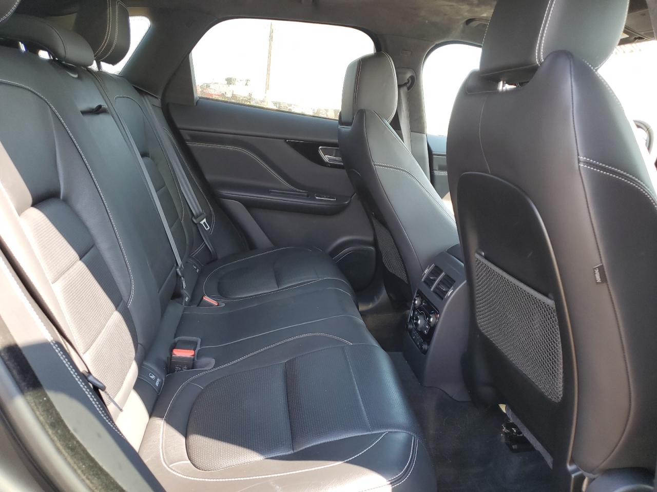 2018 Jaguar F-Pace R - Sport VIN: SADCL2FX2JA325219 Lot: 70205935