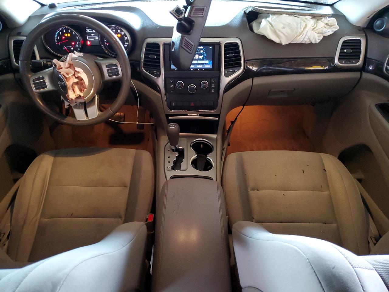 1C4RJEAG5CC355438 2012 Jeep Grand Cherokee Laredo