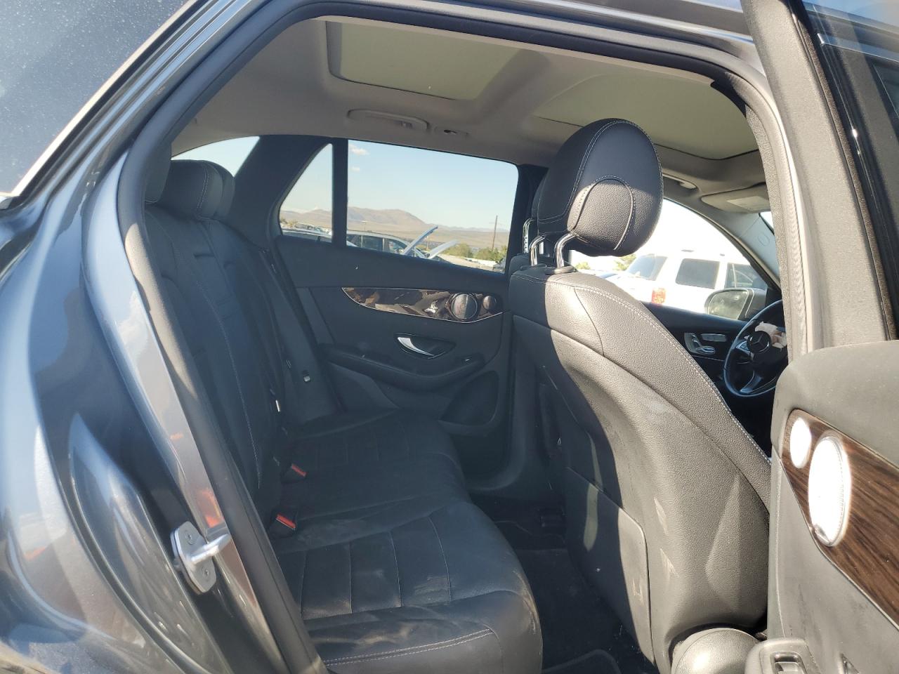 2016 Mercedes-Benz Glc 300 4Matic VIN: WDC0G4KB7GF016389 Lot: 70582425