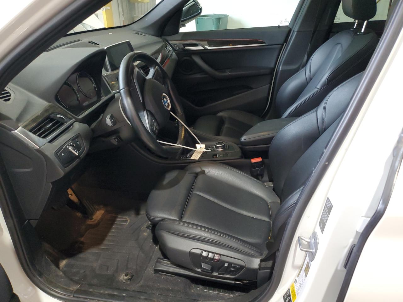 2018 BMW X1 xDrive28I VIN: WBXHT3C39J5L32155 Lot: 67833585