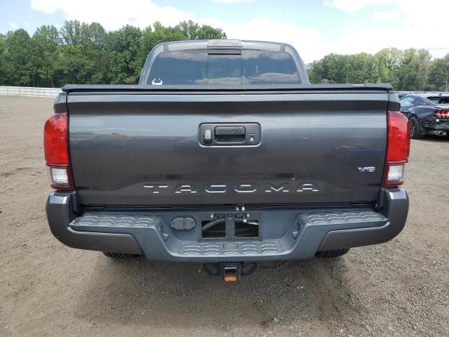  TOYOTA TACOMA 2018 Серый