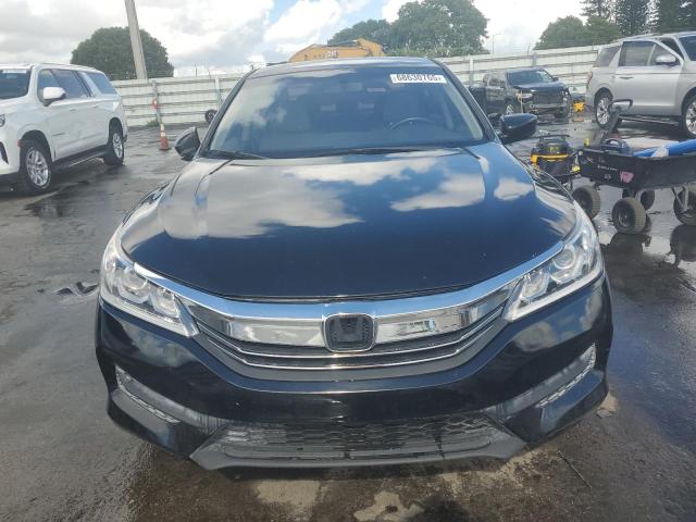 Sedans HONDA ACCORD 2016 Czarny