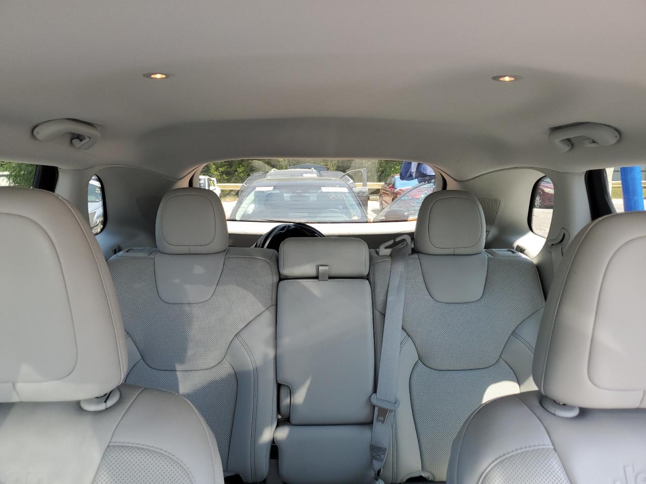 2020 Jeep Cherokee Latitude Plus VIN: 1C4PJMLX3LD645928 Lot: 65153015