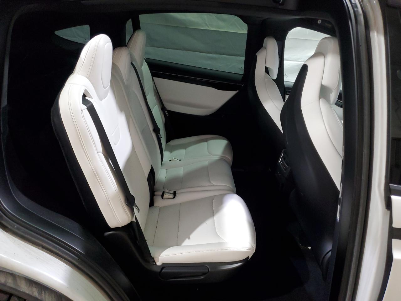 2017 Tesla Model X VIN: 5YJXCDE22HF043226 Lot: 67403395