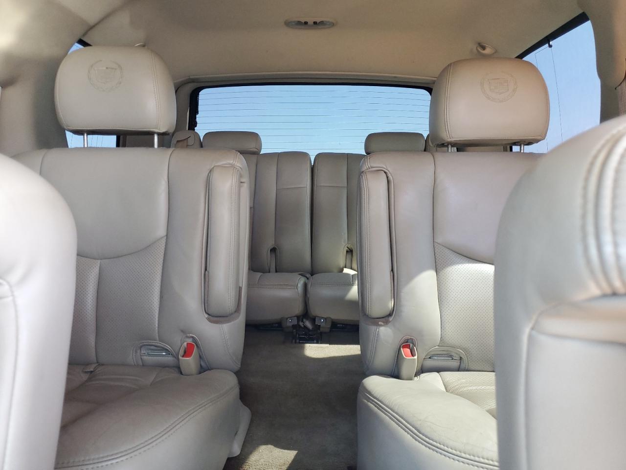 2004 Cadillac Escalade Luxury VIN: 1GYEK63N34R193363 Lot: 66896495