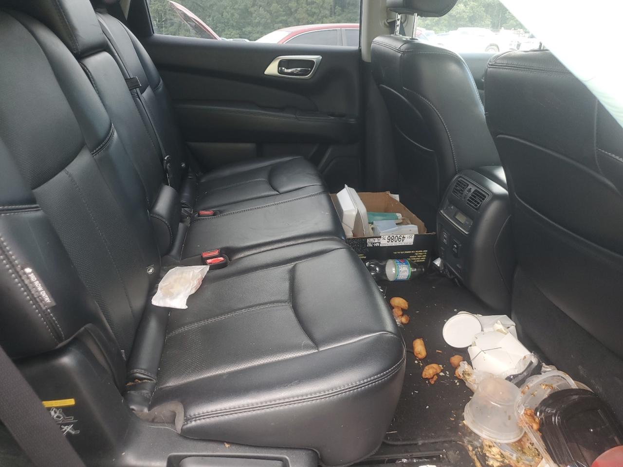 2018 Nissan Pathfinder S VIN: 5N1DR2MN8JC655561 Lot: 68703415