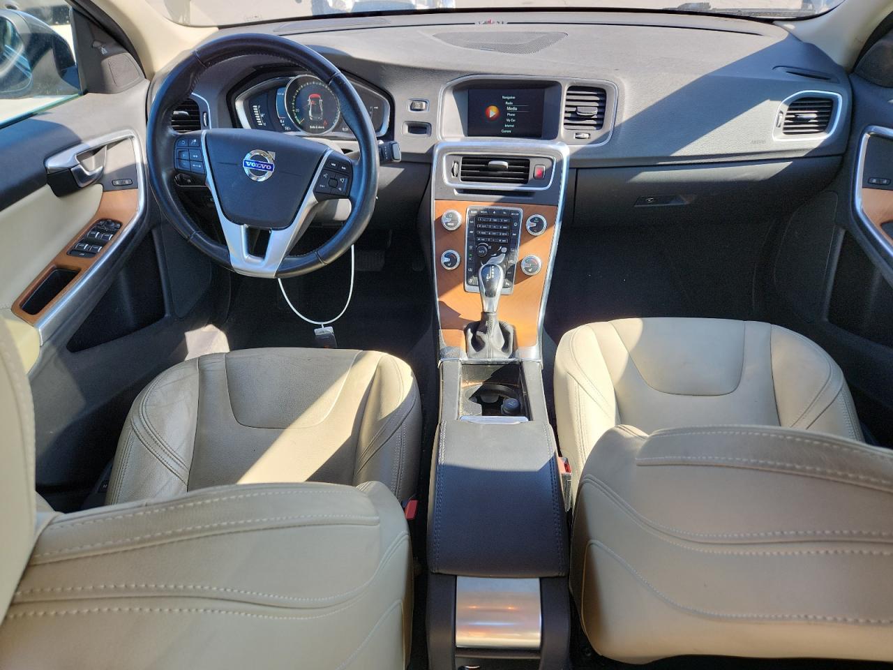 2017 Volvo S60 Platinum VIN: LYV402HMXHB145081 Lot: 70368775