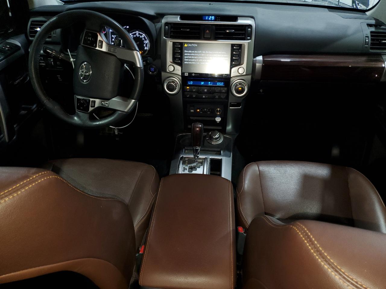 2020 Toyota 4Runner Sr5/Sr5 Premium VIN: JTEBU5JR1L5832893 Lot: 70530625