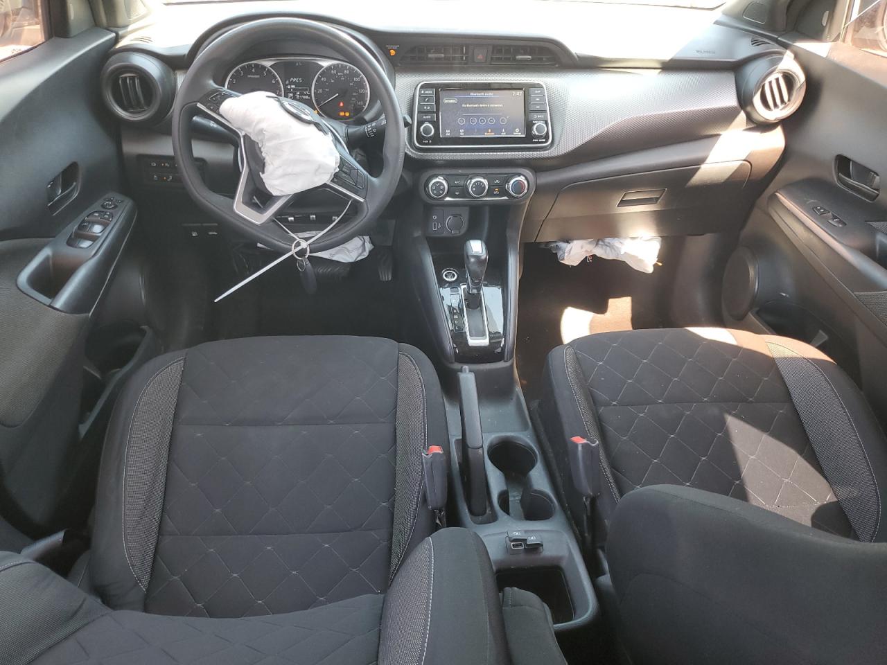 2020 Nissan Kicks S VIN: 3N1CP5BV8LL527261 Lot: 70702985