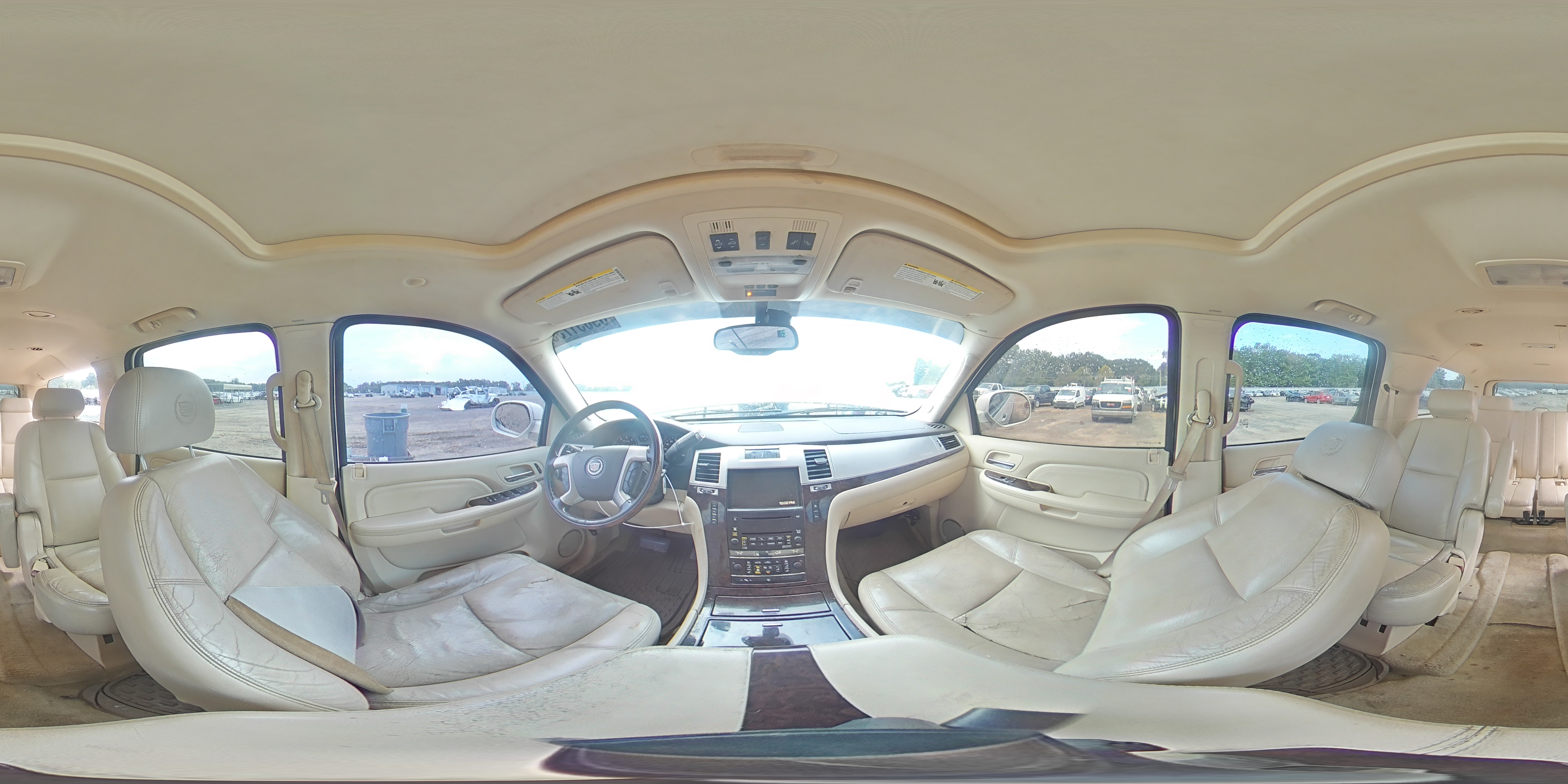 2008 Cadillac Escalade Esv VIN: 1GYFK66868R105440 Lot: 69651735