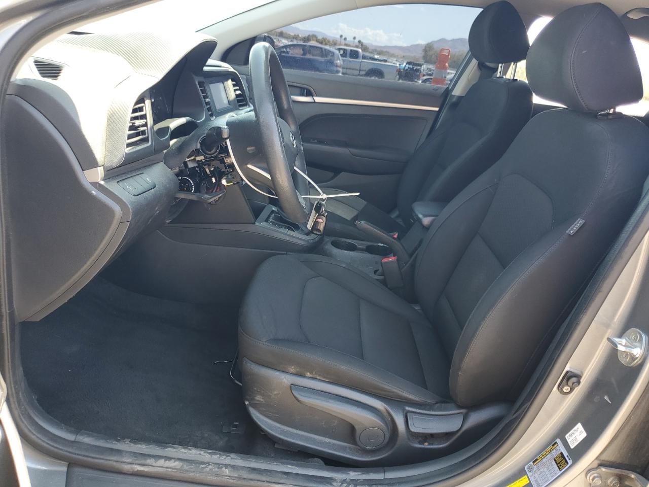 2019 Hyundai Elantra Se VIN: KMHD74LF3KU811285 Lot: 70889385
