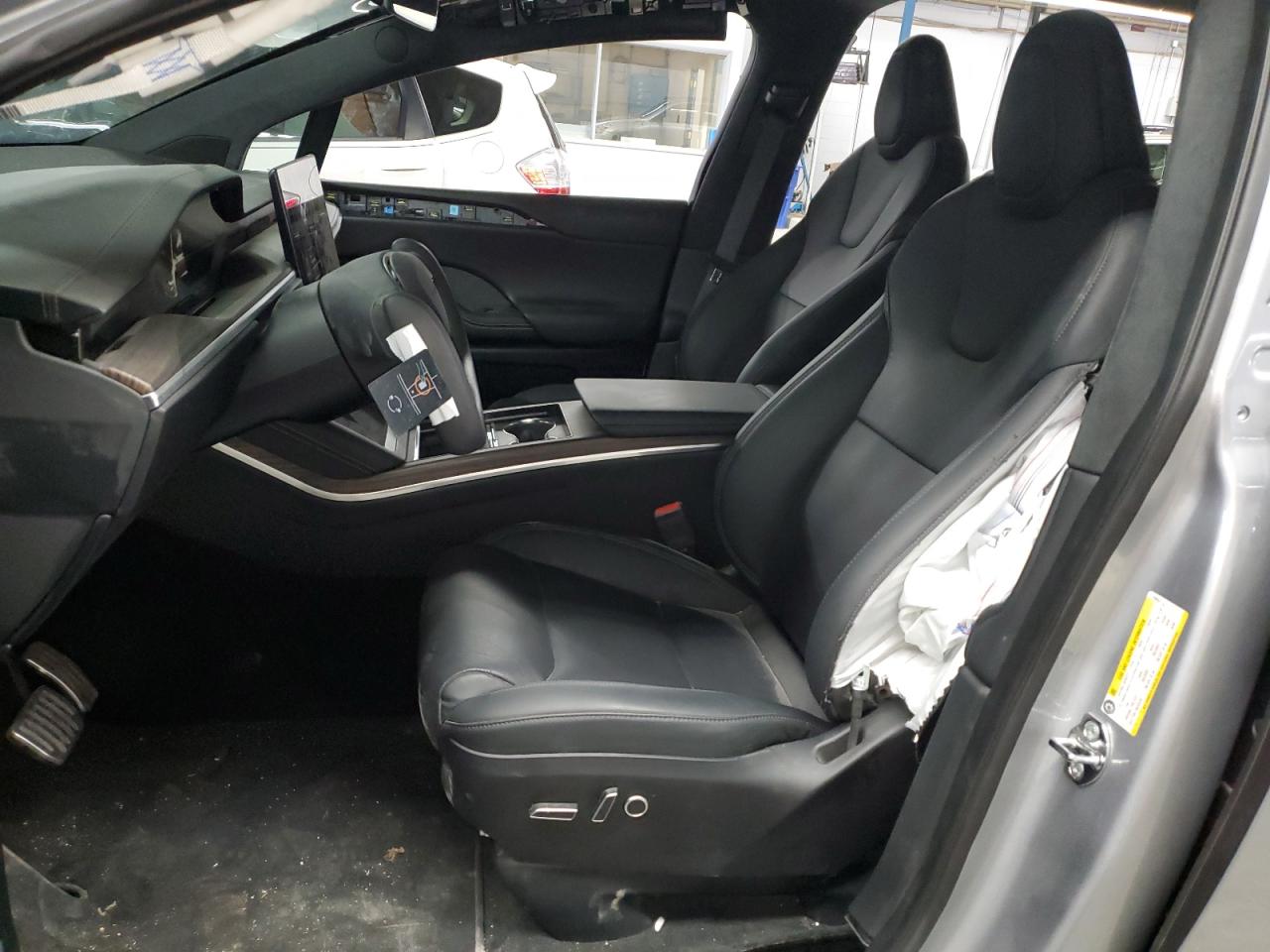 2024 Tesla Model X VIN: 7SAXCDE58RF456637 Lot: 68288015