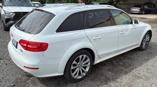 Parquets AUDI A4 2015 White