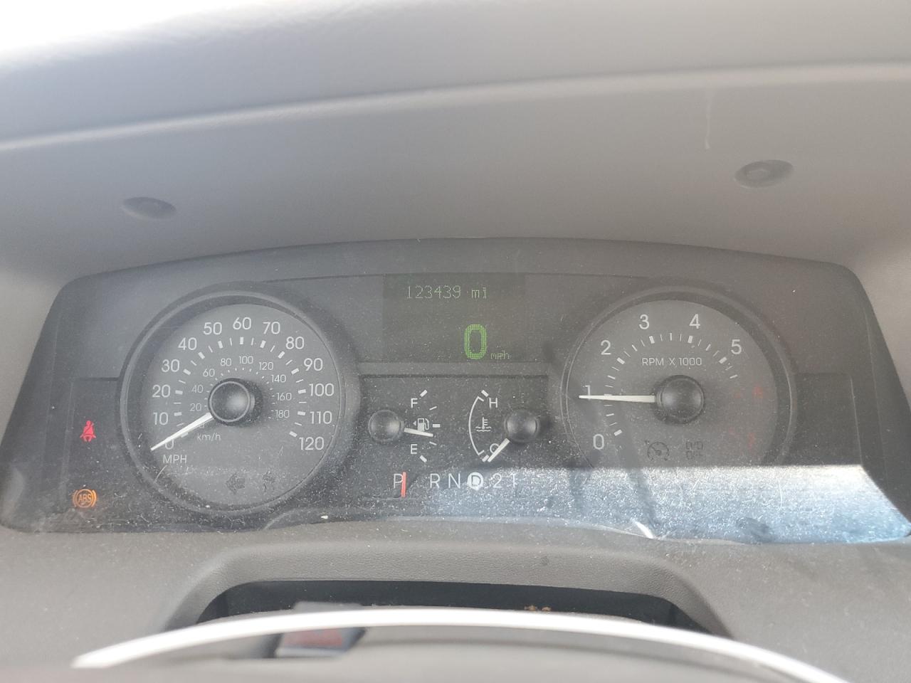 2008 Mercury Grand Marquis Ls VIN: 2MEFM75VX8X602749 Lot: 69825025