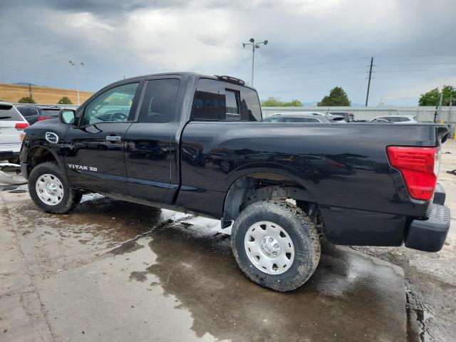  NISSAN TITAN 2018 Черный