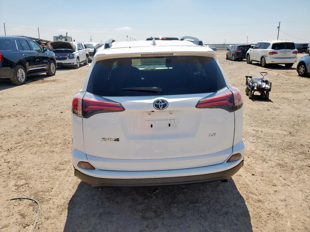 2017 Toyota Rav4 Le VIN: JTMZFREV3HJ144145 Lot: 70672585