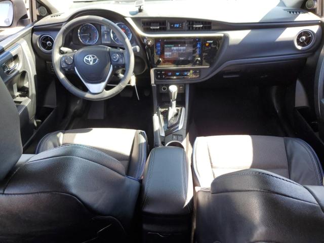  TOYOTA COROLLA 2017 Серебристый