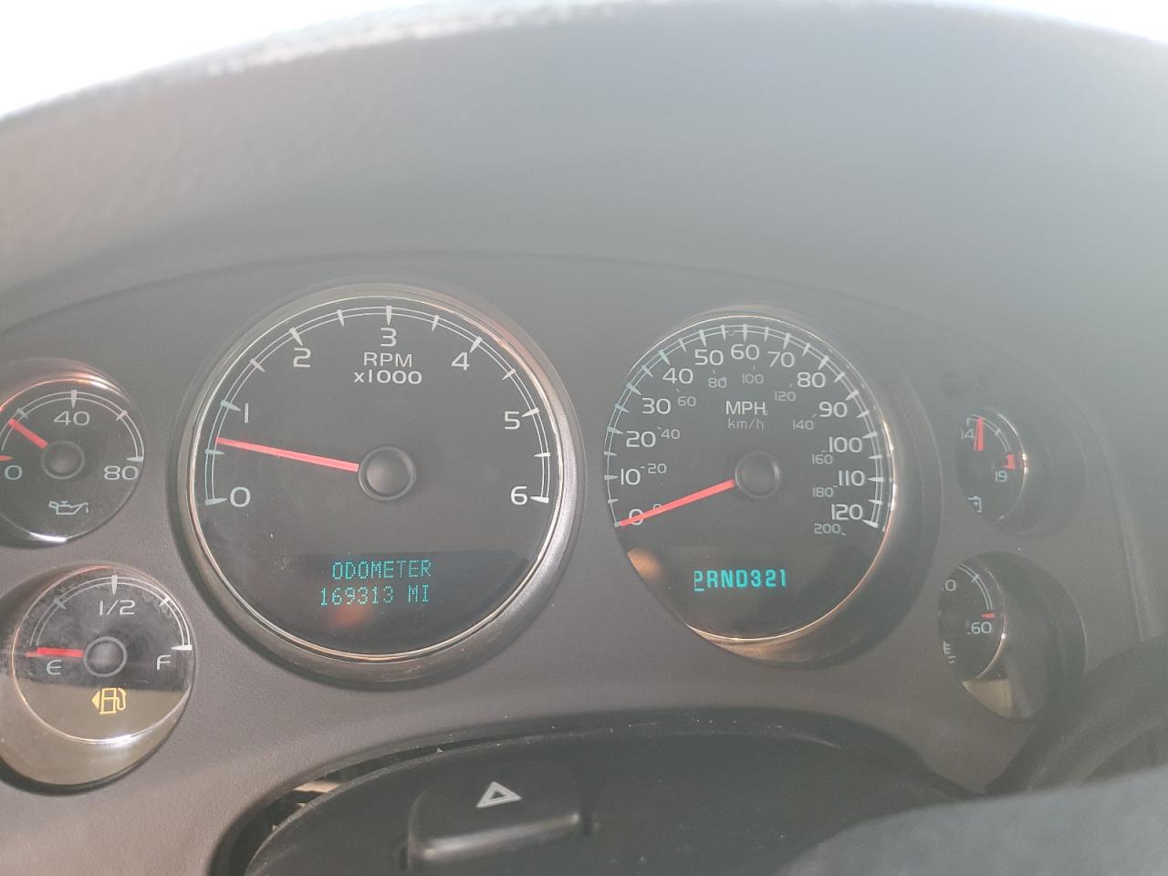 2007 Chevrolet Tahoe K1500 VIN: 1GNFK130X7R270985 Lot: 68872635