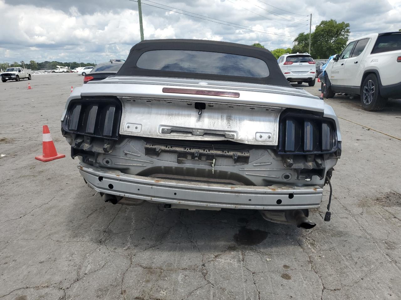 2015 Ford Mustang VIN: 1FATP8UH0F5364489 Lot: 67823665