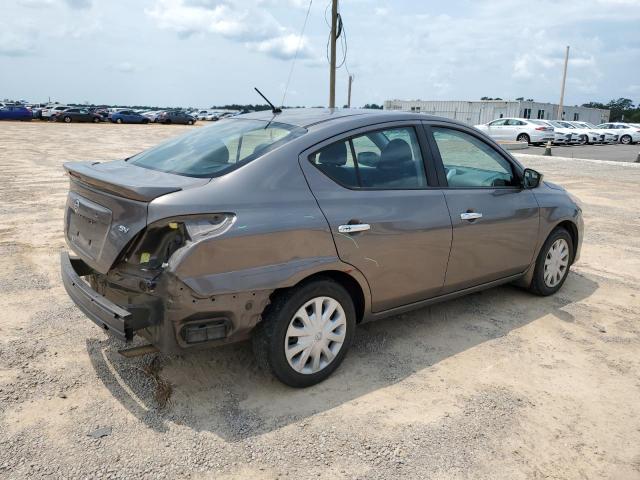  NISSAN VERSA 2017 Серый