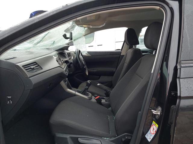 2018 VOLKSWAGEN POLO SE 