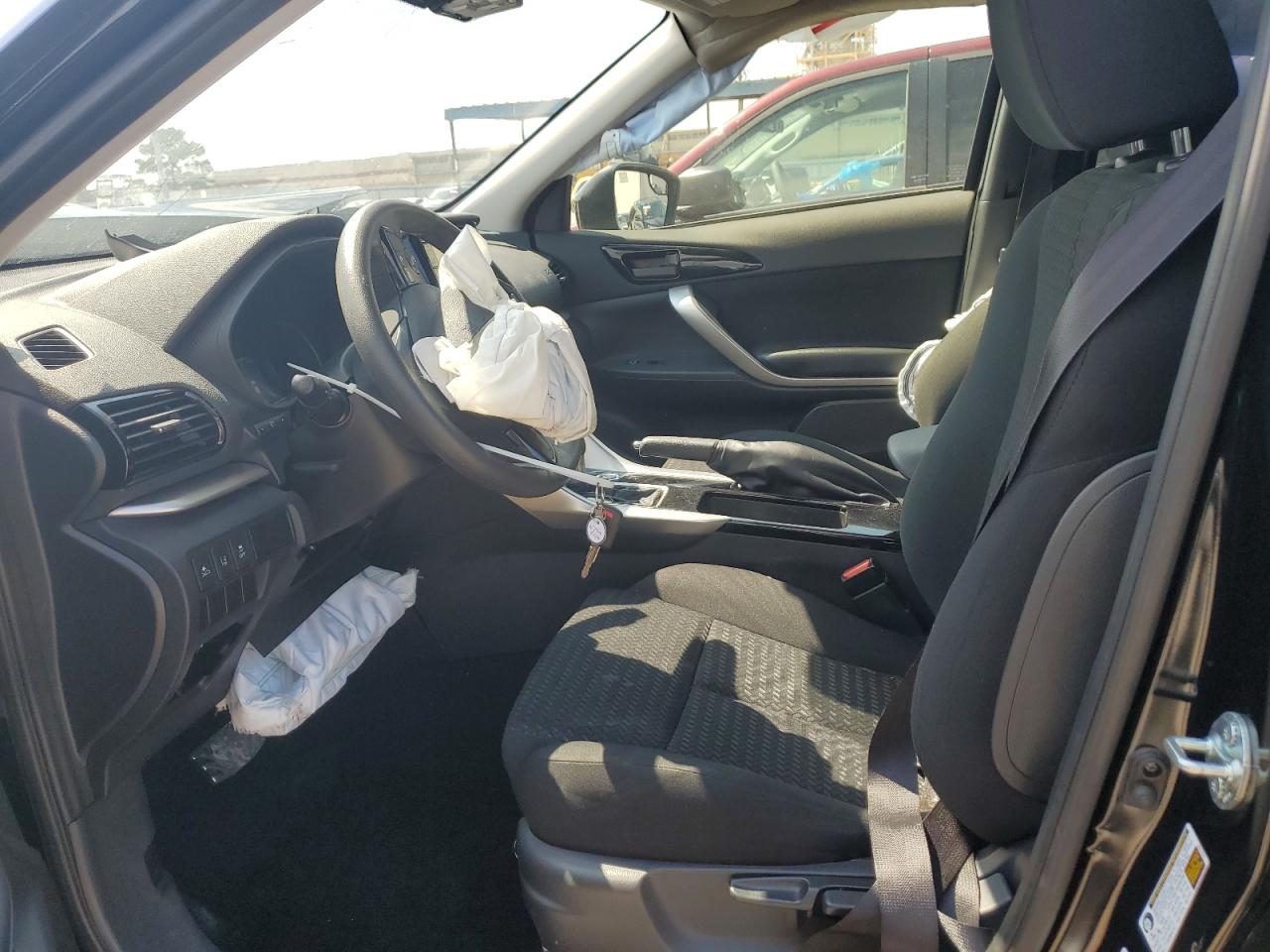 2024 Mitsubishi Eclipse Cross Es VIN: JA4ATUAAXRZ052331 Lot: 69140985