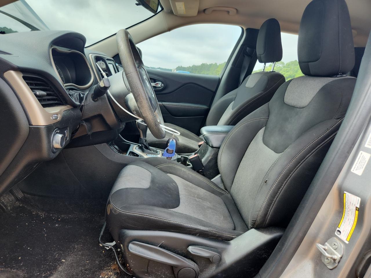 2015 Jeep Cherokee Sport VIN: 1C4PJLAB6FW525681 Lot: 67447145