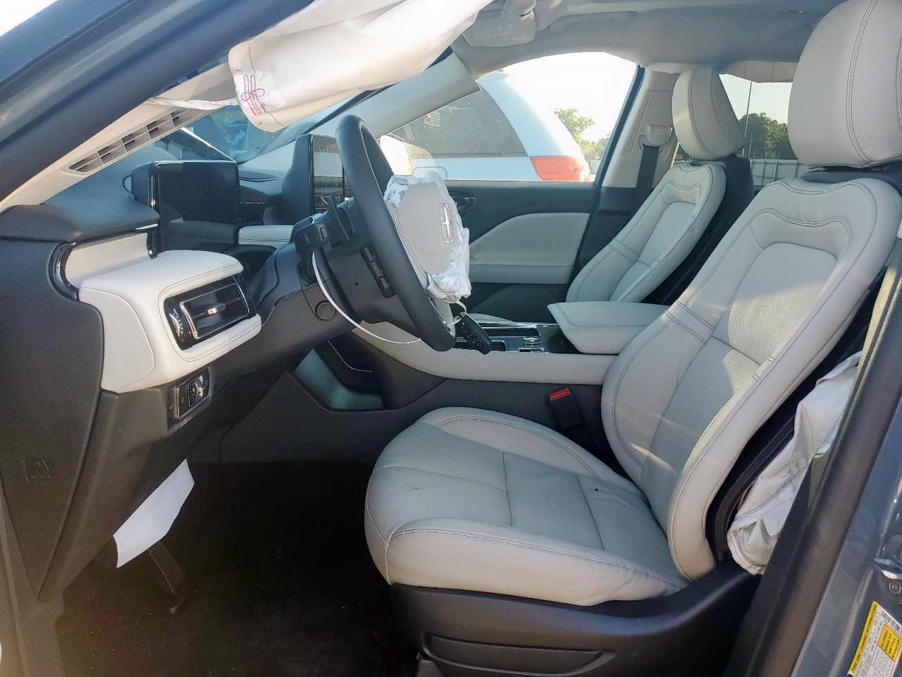 2025 Lincoln Aviator Reserve VIN: 5LM5J7WC2SGL0703X Lot: 68137325