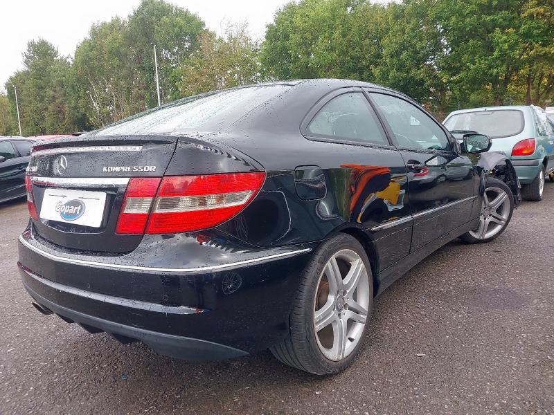 2010 MERCEDES-BENZ CLC SPORT