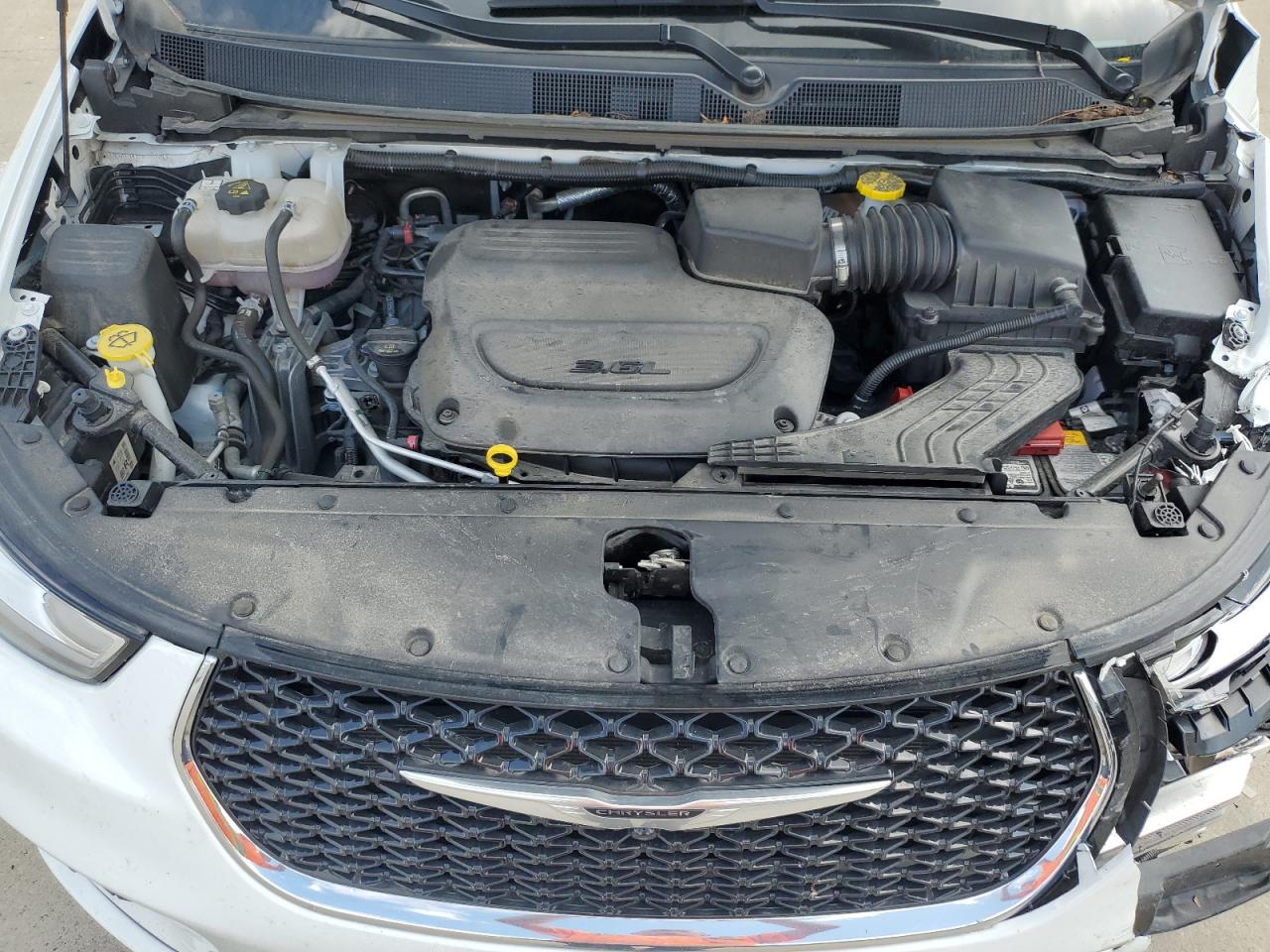 2024 Chrysler Pacifica Touring L VIN: 2C4RC1BG7RR109928 Lot: 67993365