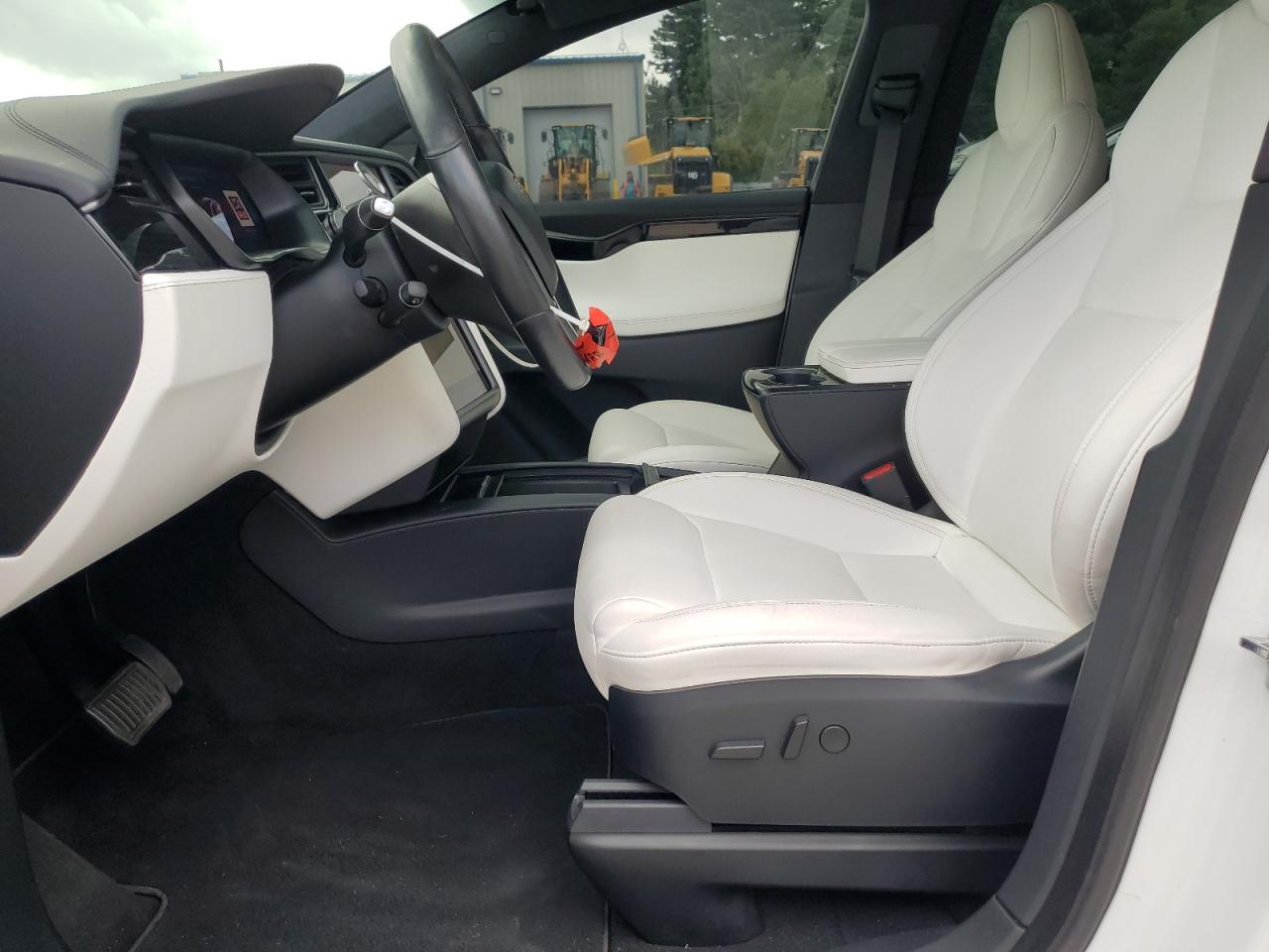 2020 Tesla Model X VIN: 5YJXCBE2XLF286392 Lot: 69110685