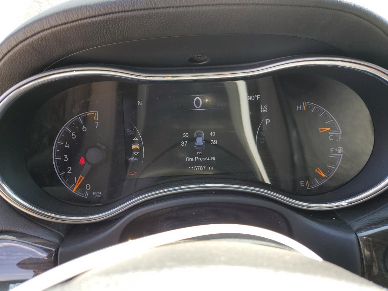 2018 Jeep Grand Cherokee Overland VIN: 1C4RJFCGXJC189482 Lot: 70001425