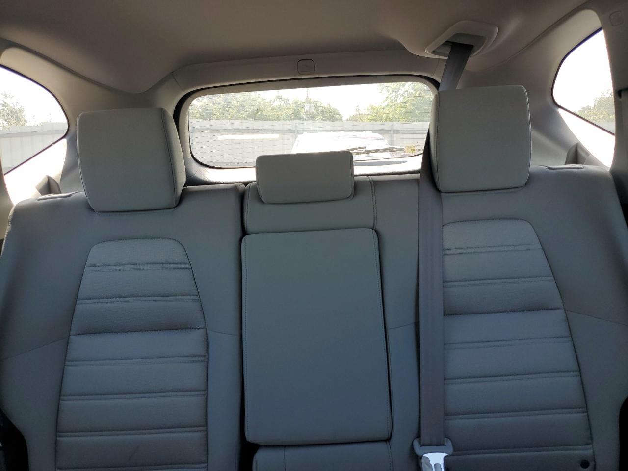 2018 Honda Cr-V Lx VIN: 2HKRW6H3XJH231760 Lot: 68492565