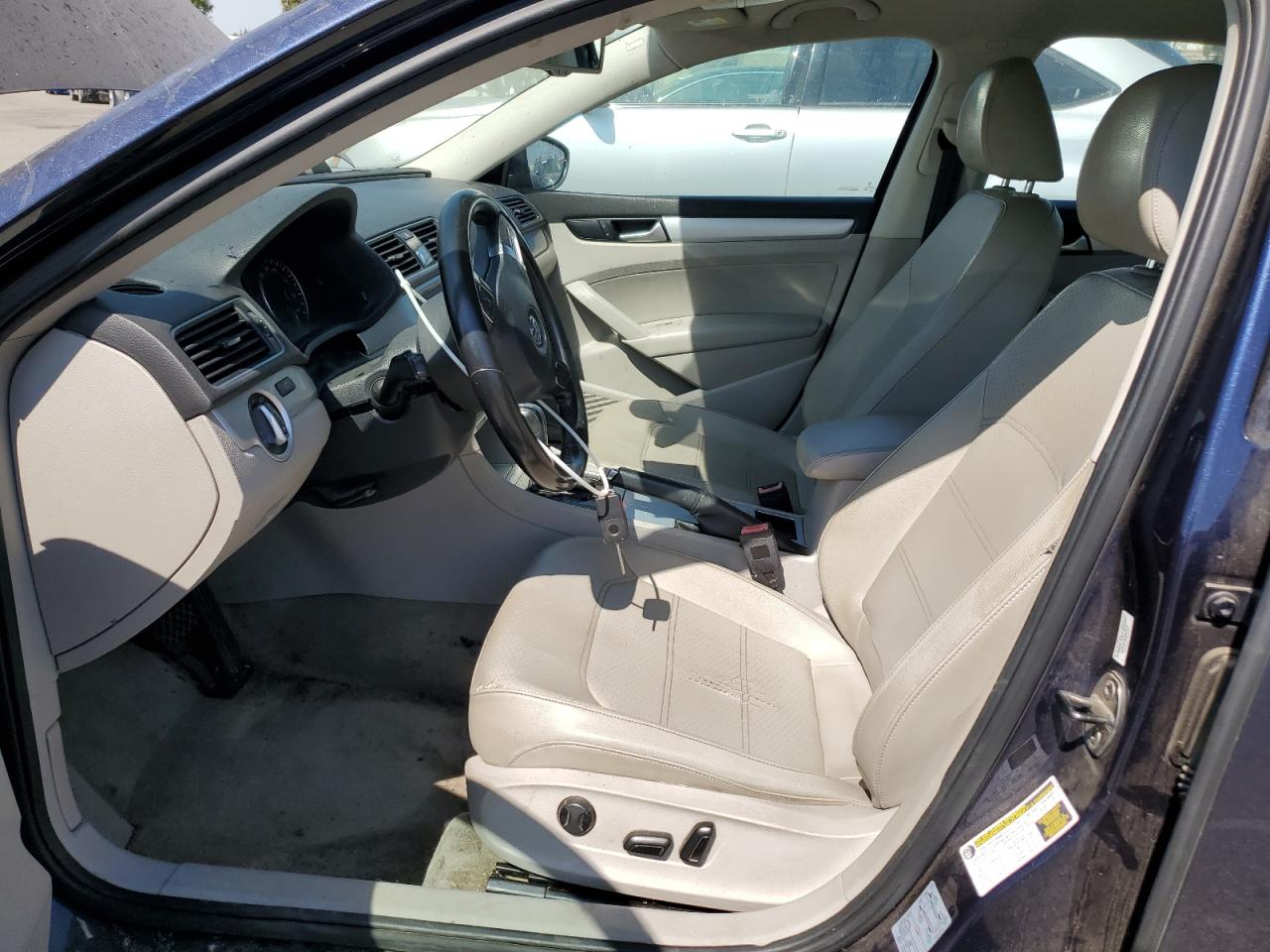 2012 Volkswagen Passat Se VIN: 1VWBP7A35CC098500 Lot: 68120155