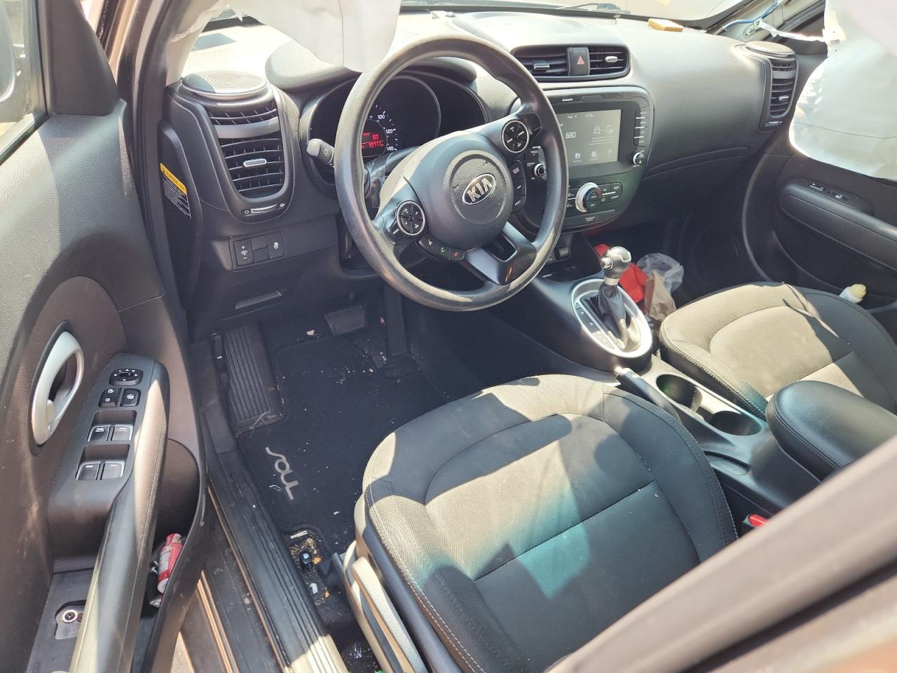 2018 Kia Soul + VIN: KNDJP3A5XJ7511462 Lot: 67366195