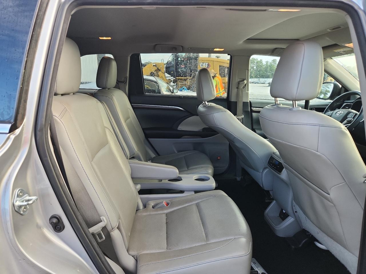 2016 Toyota Highlander Limited VIN: 5TDYKRFH3GS181813 Lot: 70371955