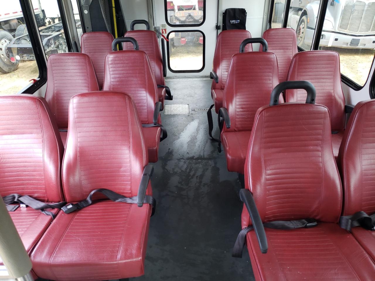 2021 Ford Econoline E450 Super Duty Cutaway Van VIN: 1FDFE4FN7MDC09672 Lot: 68417905