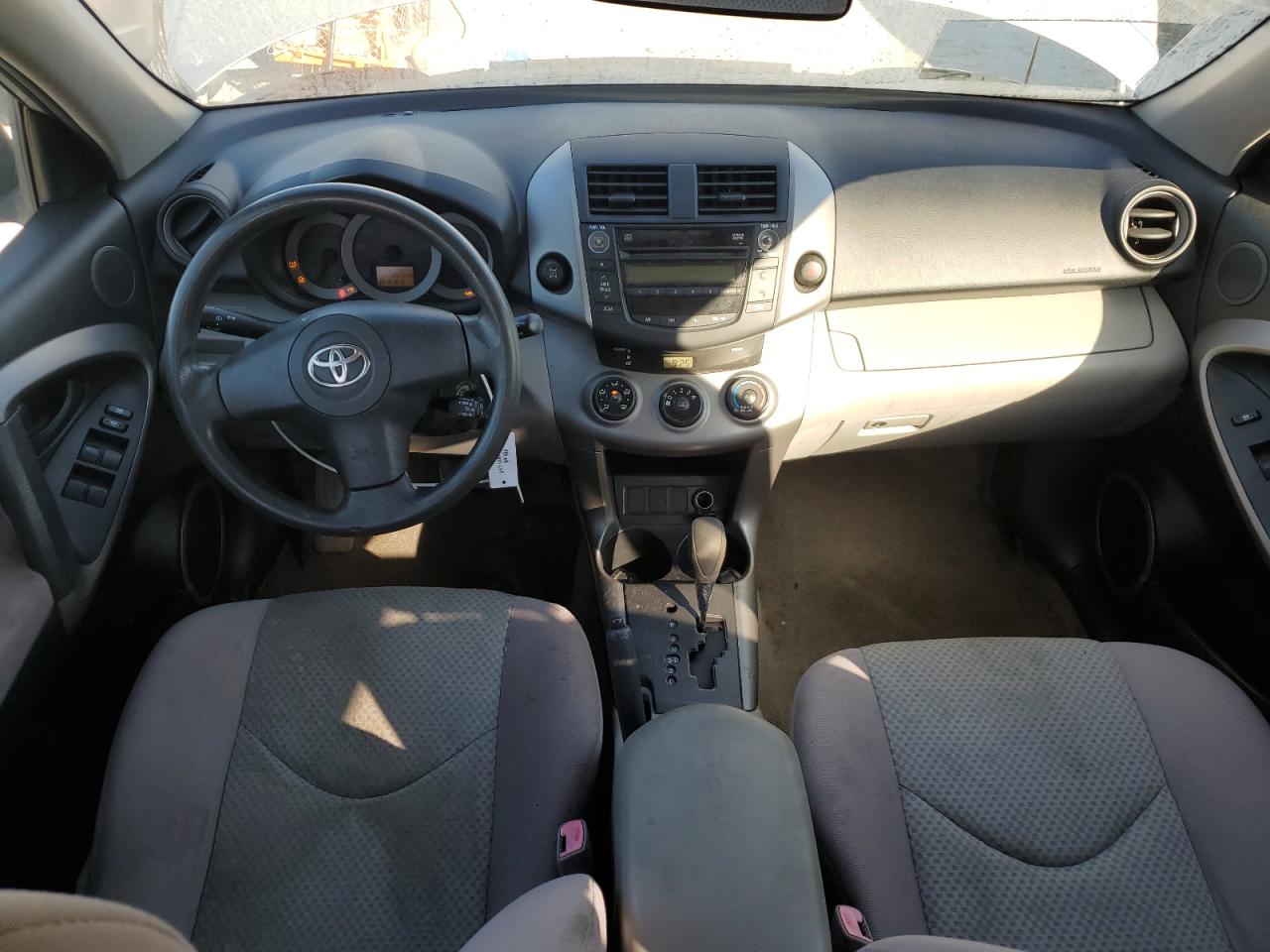 2007 Toyota Rav4 VIN: JTMBD33V975085732 Lot: 70518575