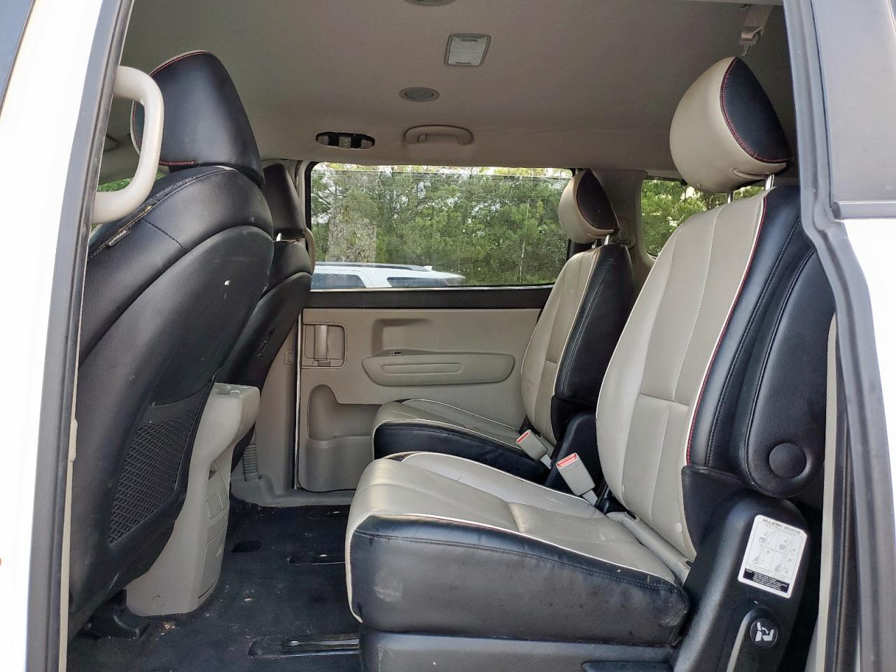 2020 Kia Sedona Lx VIN: KNDMB5C11L6642886 Lot: 69069135