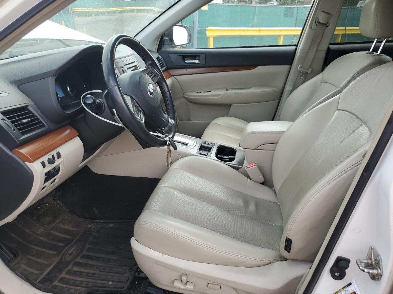 2013 Subaru Outback 2.5I Limited VIN: 4S4BRCKC9D3281805 Lot: 68301115